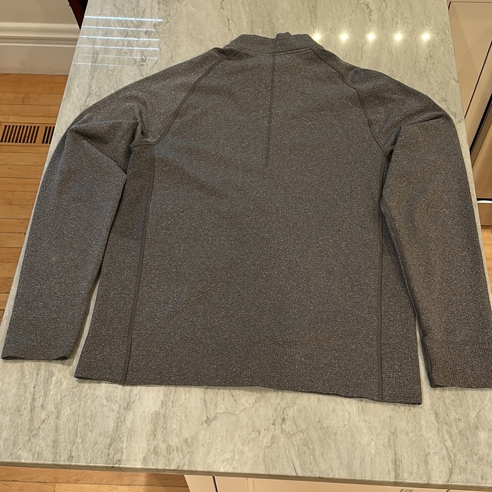 Lululemon jacket - Picture 2 of 4